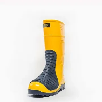 Bota de PVC Amarilla Con Puntera Robusta Guerrera Hidrocarburos Metatarsal